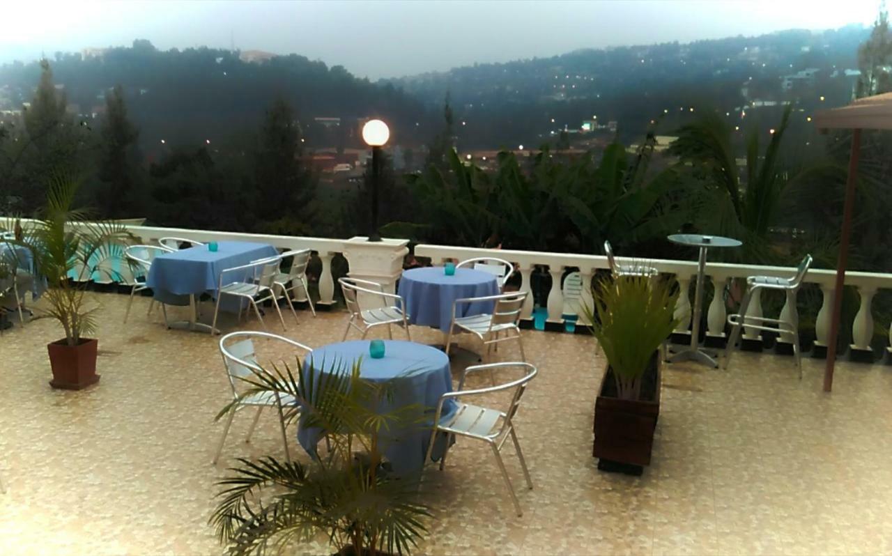 Hotel Restaurant Hellenique Appartements Kigali Eksteriør billede